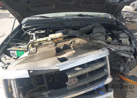 2000 Ford F-350 Lariat/Xl/Xlt из США, поврежденный, VIN 3FTSW31S2YMA64378